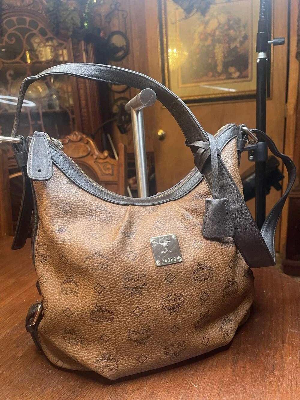 MCM Visetos Hobo Bag BROWN Shoulder Bag Shopper Bag Logo Print W/Lock & Keys